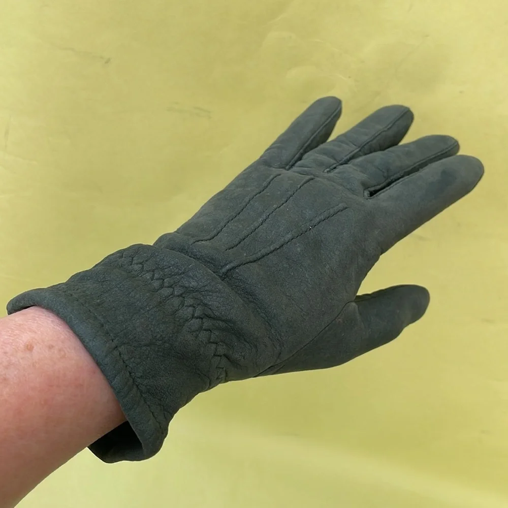 Vintage grayish teal leather gloves with lining